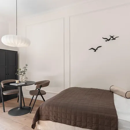 Factory Helska 아파트